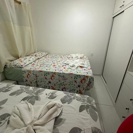 Flat Guarajuba 4 Quartos Terreo A Beira Mar - Pe Na Areia - Governanca Com Arrumadeira E Wi Fi Inclusos Camassari Zewnętrze zdjęcie