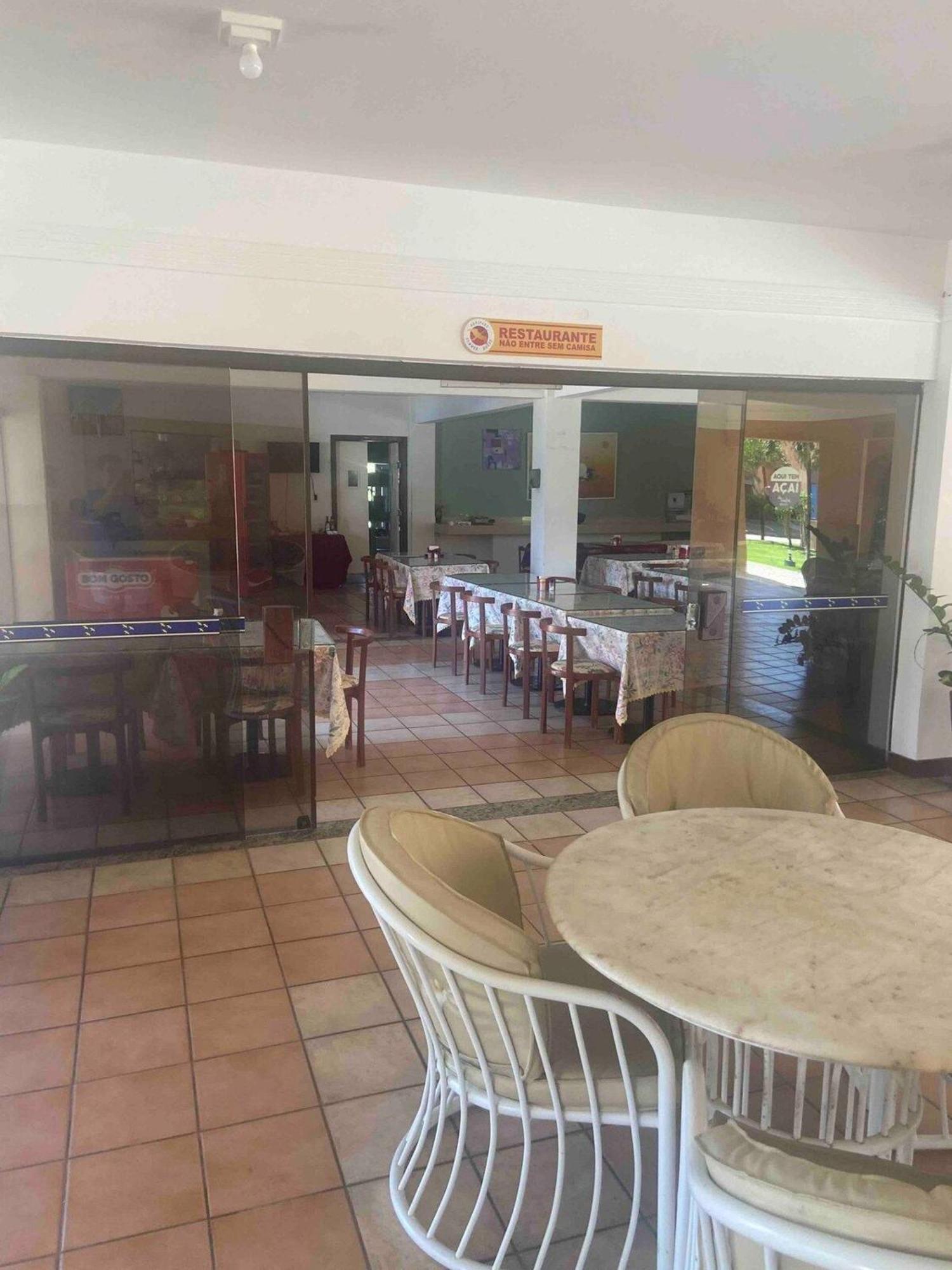 Flat Guarajuba 4 Quartos Terreo A Beira Mar - Pe Na Areia - Governanca Com Arrumadeira E Wi Fi Inclusos Camassari Zewnętrze zdjęcie