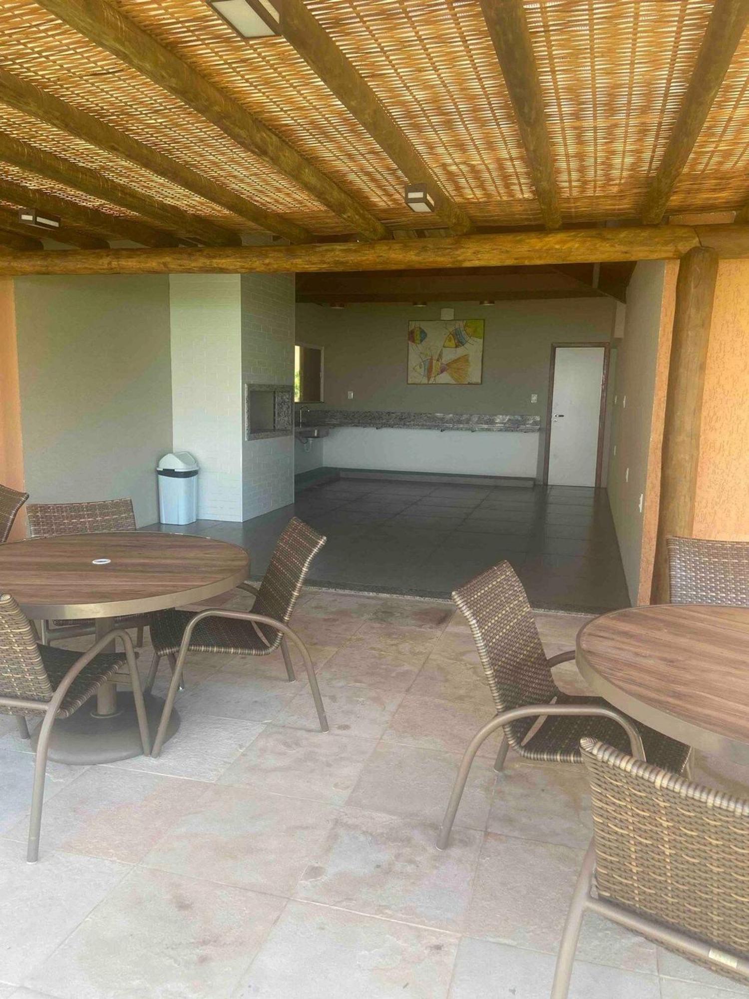 Flat Guarajuba 4 Quartos Terreo A Beira Mar - Pe Na Areia - Governanca Com Arrumadeira E Wi Fi Inclusos Camassari Zewnętrze zdjęcie
