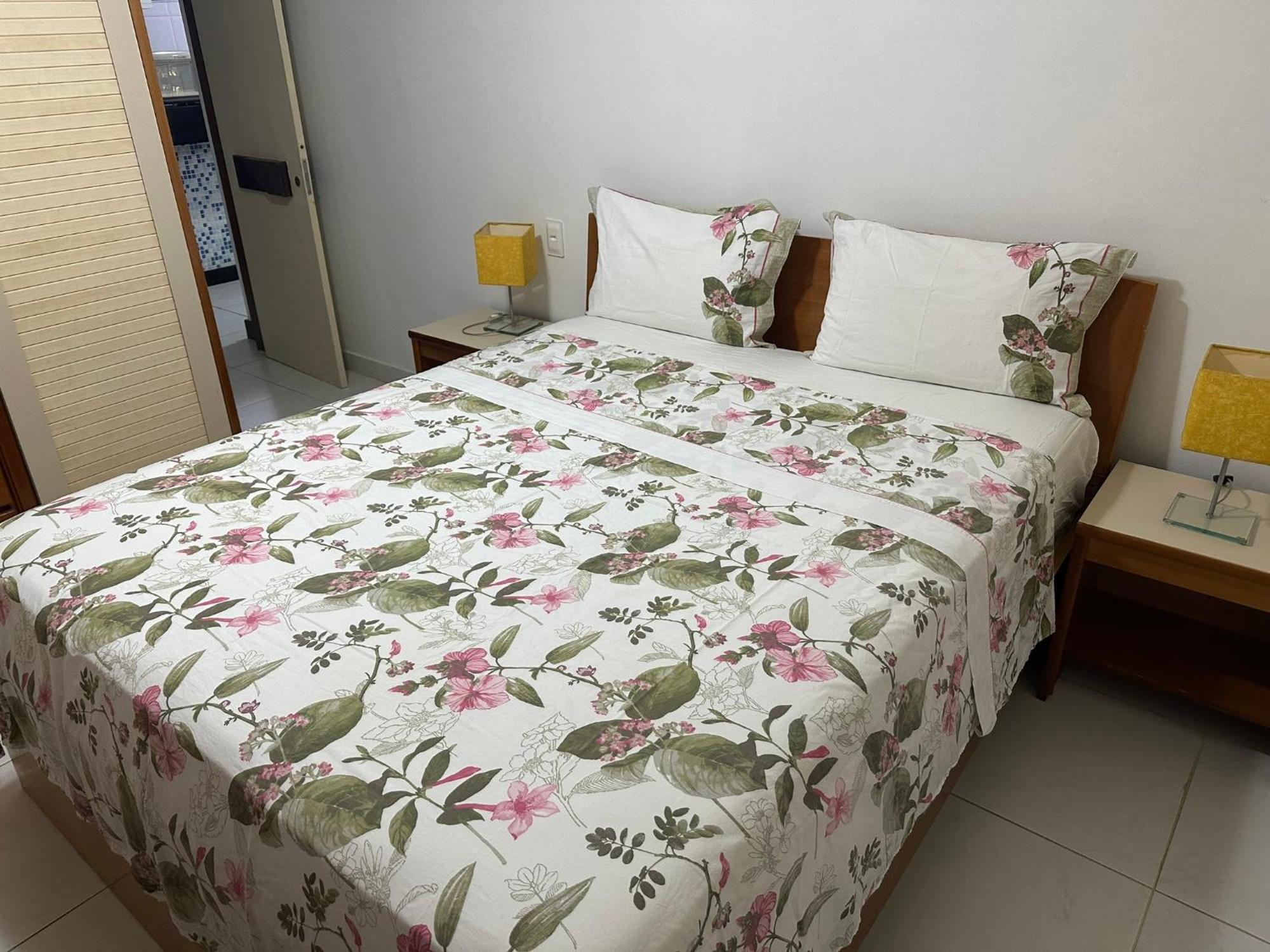 Flat Guarajuba 4 Quartos Terreo A Beira Mar - Pe Na Areia - Governanca Com Arrumadeira E Wi Fi Inclusos Camassari Zewnętrze zdjęcie