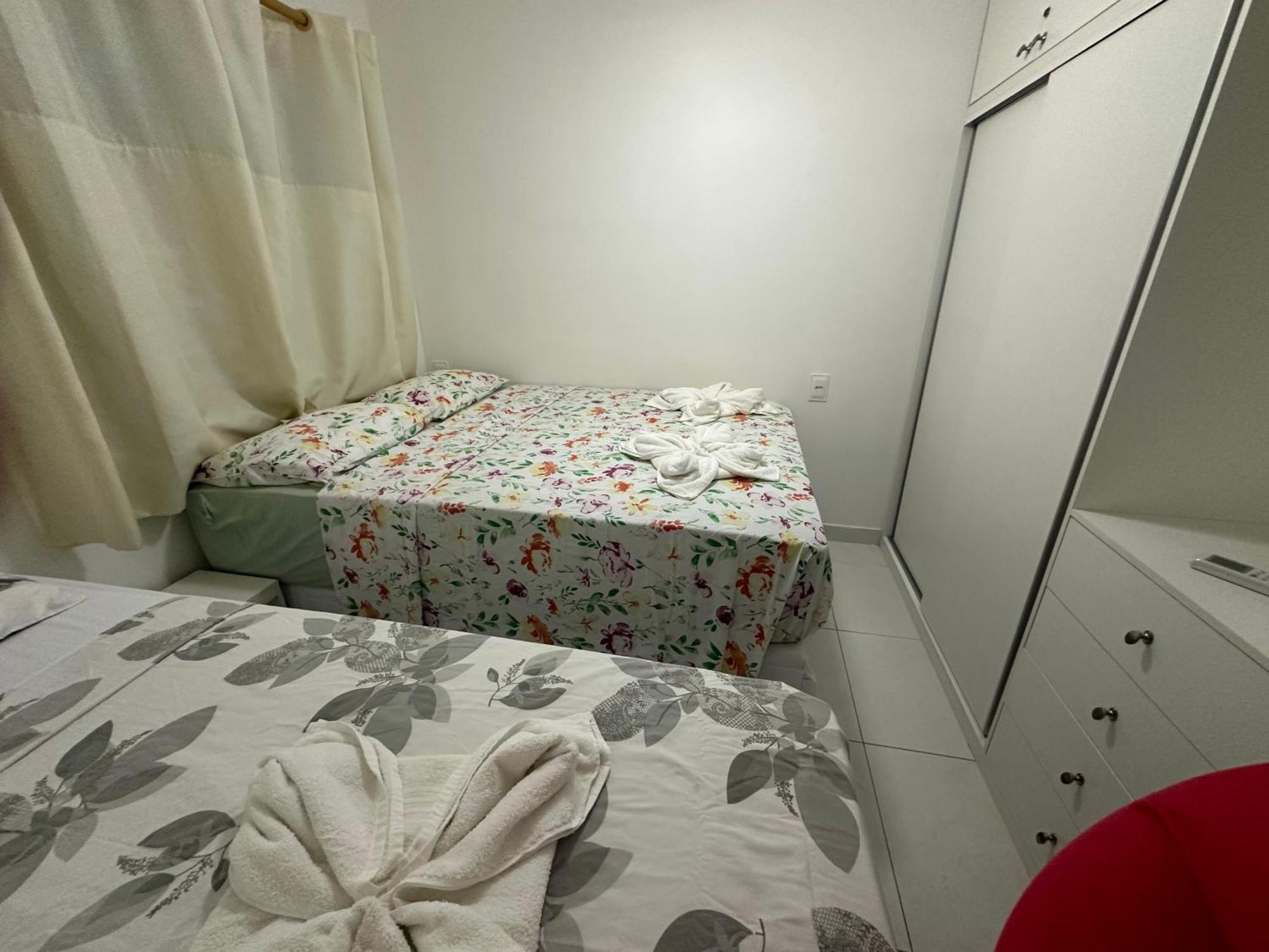 Flat Guarajuba 4 Quartos Terreo A Beira Mar - Pe Na Areia - Governanca Com Arrumadeira E Wi Fi Inclusos Camassari Zewnętrze zdjęcie