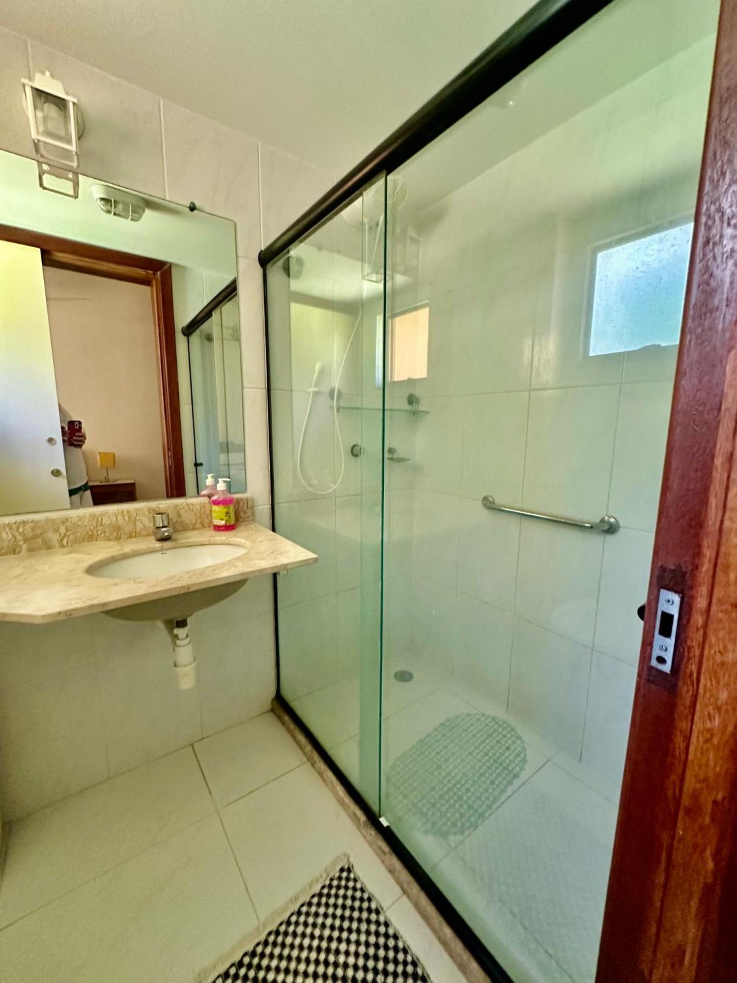 Flat Guarajuba 4 Quartos Terreo A Beira Mar - Pe Na Areia - Governanca Com Arrumadeira E Wi Fi Inclusos Camassari Zewnętrze zdjęcie